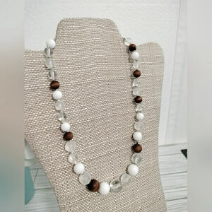 Icing Sensible Neutral Color Beads Fashion Necklace